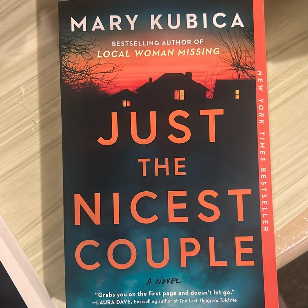 “Just the nicest couple” BOOK‼️
